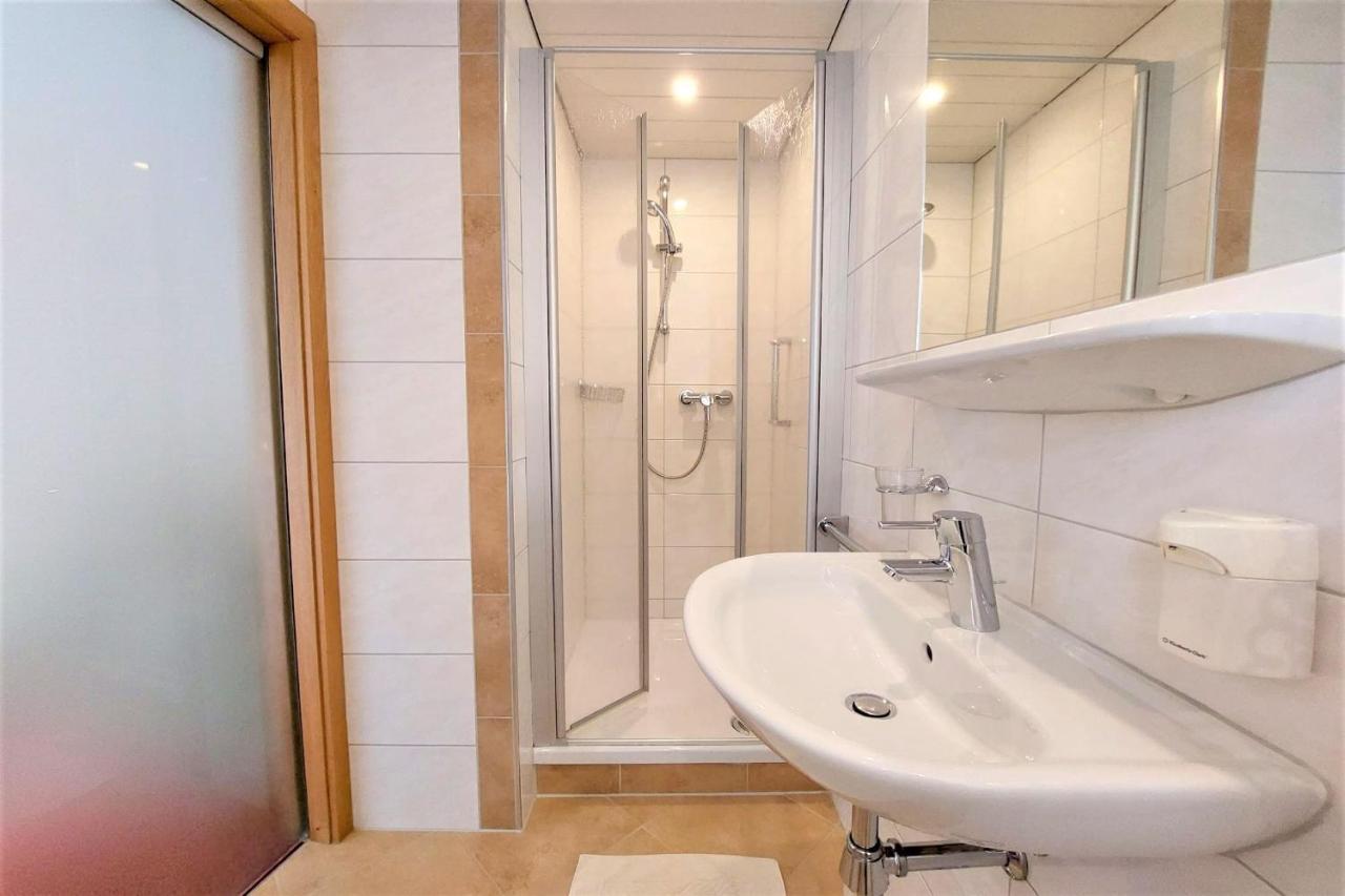 Pension Appartements Gabriele Bad Gastein Bagian luar foto