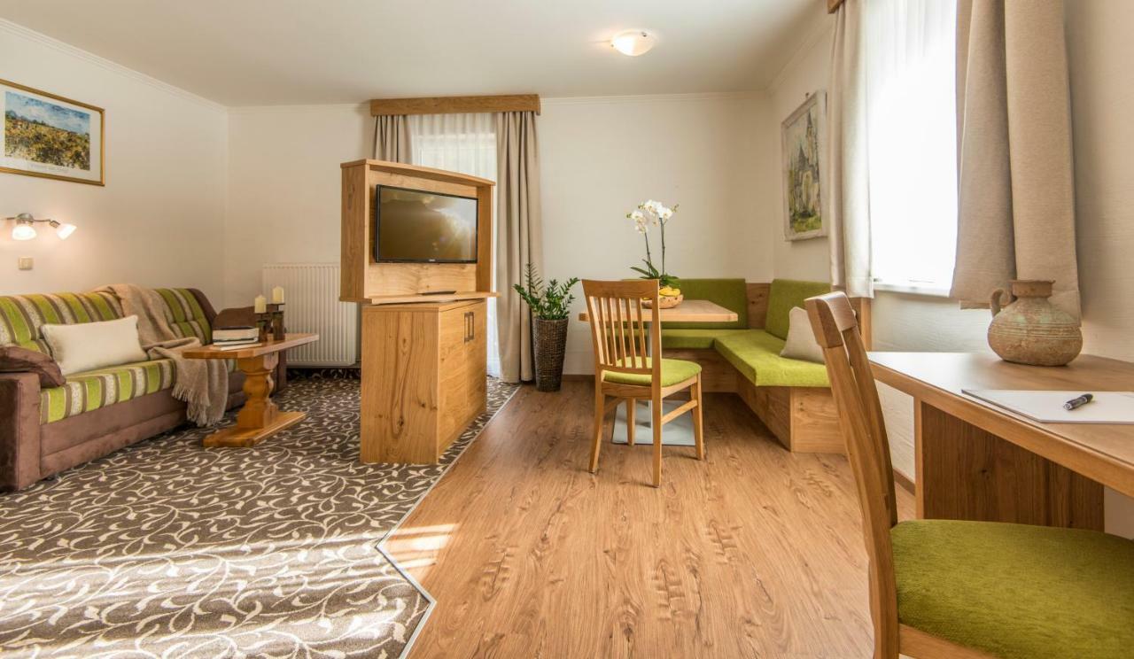 Pension Appartements Gabriele Bad Gastein Bagian luar foto